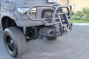 Toyota Tundra CrewMax 4x4 Zombie Apocalypse 2013 года 